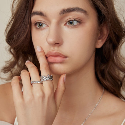 Anillo de Diseño Francés Nicho Lujo Ligero con Temperamento - Image 2