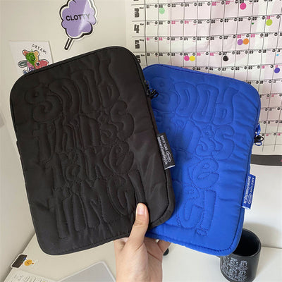 Funda Acolchada para Laptop y Tablet con Bordado Elegante - Image 3