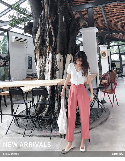 Conjunto Coreano Verano: Short Ajustado + Blusa Escote V - Image 4