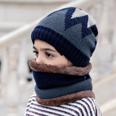 Conjunto de Gorro y Babero Tejido para Niños - Diseño Coreano Letras Abrigado Invierno - Image 6