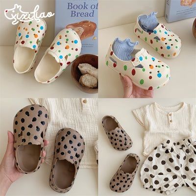 Sandalias Infantiles con Punta Reforzada y Lunares Adorables - Image 4