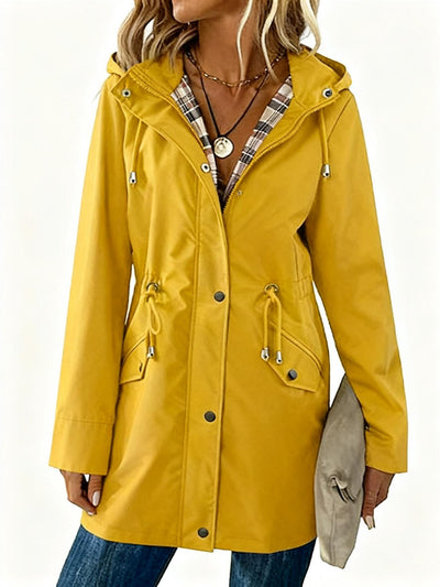 Abrigo a Cuadros con Capucha y Cintura Ajustada para Mujer - Image 10