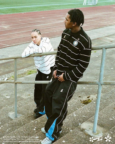 Pantalones Deportivos Casuales con Rayas y Bordado de Equipo - Image 22