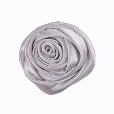 Broche Floral de Rosas 3D en Satén para Novia y Eventos Especiales - Image 23