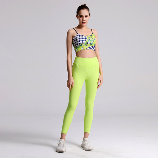 Conjunto Deportivo Dos Piezas para Mujer - Image 12
