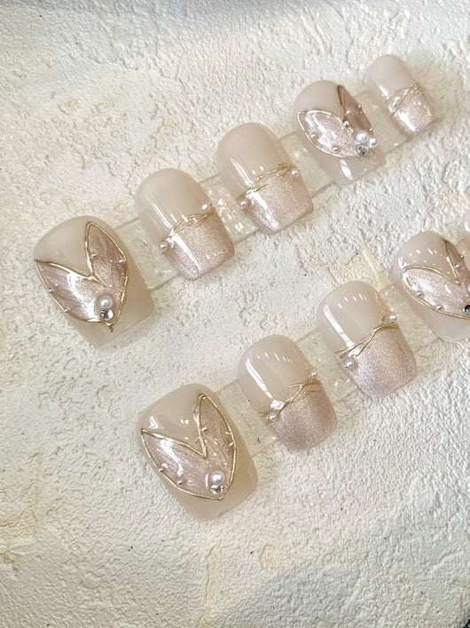 Parches de Uñas Perla Nude con Efecto Cola de Pez - Image 4