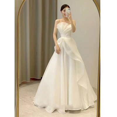 Falda de Tul Blanco Nupcial Elegante - Diseño Minimalista Chic - Image 4
