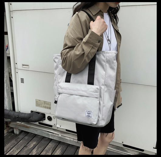 Bolso Portátil para Hombre con Gran Capacidad y Diseño Minimalista - Image 17