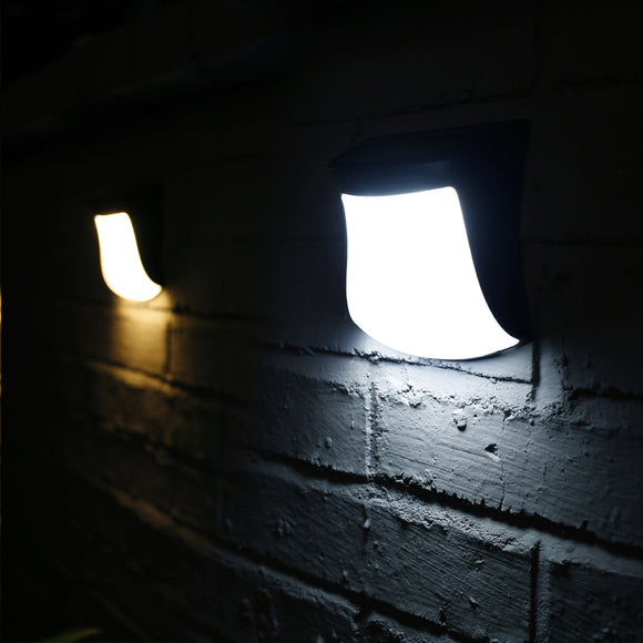 Set de 4 Lámparas Solares para Muro y Cerca - Iluminación Exterior Impermeable