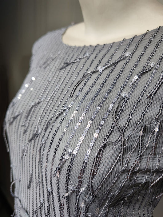 Vestido Musulmán Ajustado con Lentejuelas y Flecos - Image 19