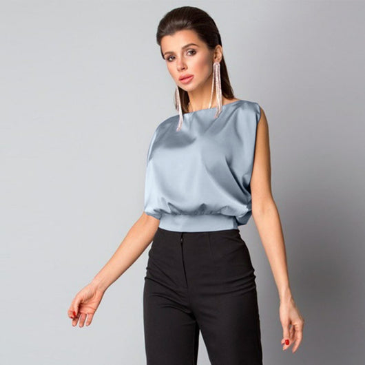 Blusa de Satén sin Espalda con Amarre Trasero - Image 9