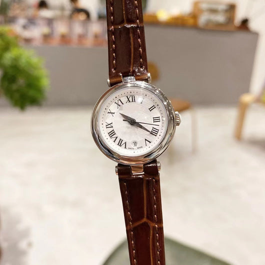Reloj de Cuarzo con Correa de Acero y Esfera Romana Pequeña en Cuero - Image 19