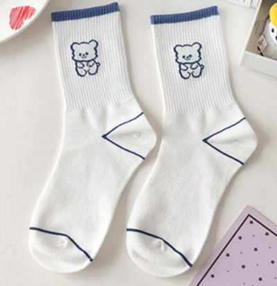 Calcetines Medianos Estilo Coreano con Osito Adorable - Image 16