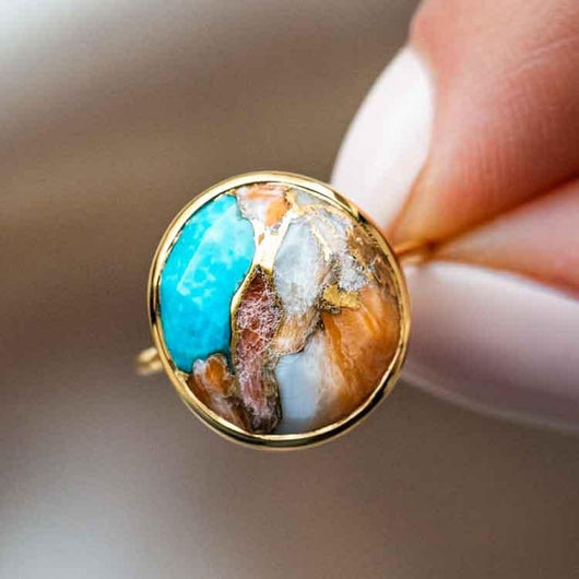 Anillo Vintage Dorado con Gemas Melange - Image 2