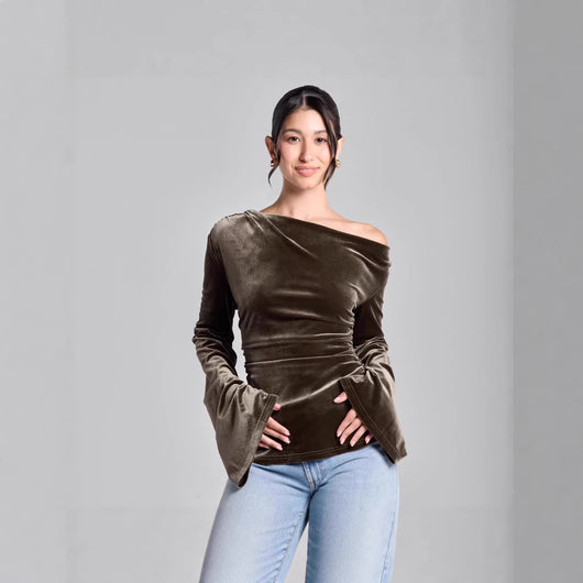 Blusa Entallada con Pliegues y Mangas Acampanadas - Image 6