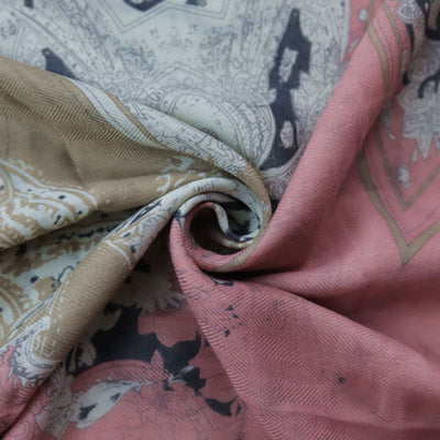 Pañuelo de Seda con Estampado de Anacardo - Image 10