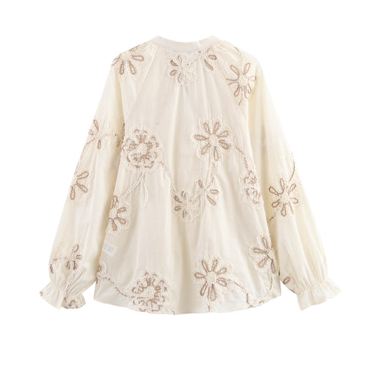 Blusa Elegante con Bordados Florales y Cuello en V - Image 8