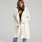 Chaqueta de Pelaje Sintético Premium: Calidez y Confort Absoluto