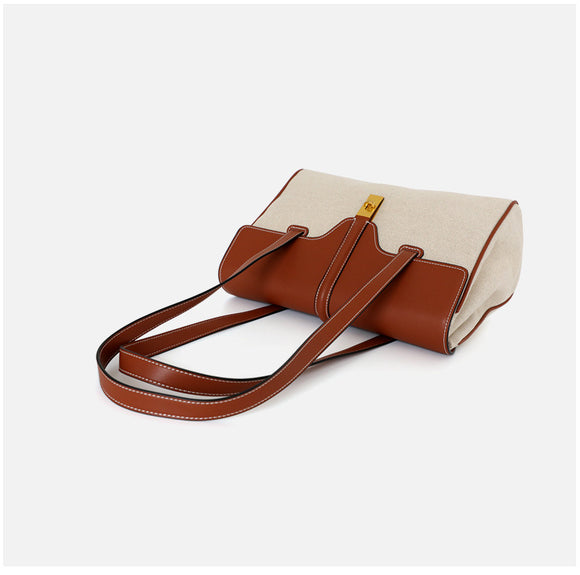 Bolso de Hombro en Cuero con Cierre Canvas