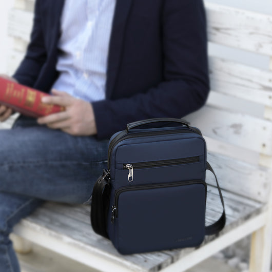 Bolsa Mensajero Impermeable para Hombre - Estilo Ejecutivo Minimalista - Image 11