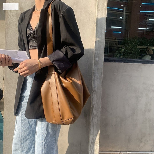 Bolso de Hombro Único en Tela Suave - Diseño Moderno y Versátil - Image 8