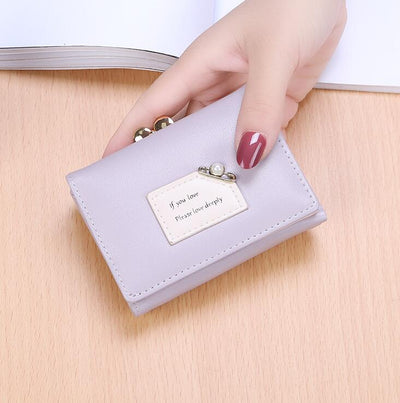 Billetera de Cuero Compacta para Mujer - Image 7