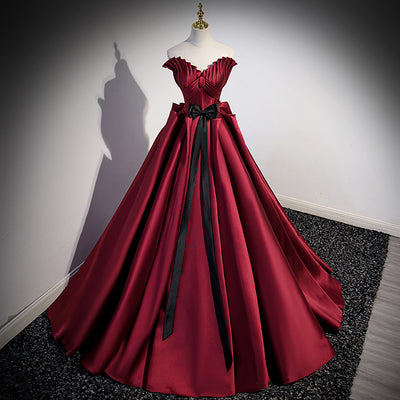 Vestido de Novia Rojo Satinado para Anfitriona - Image 2