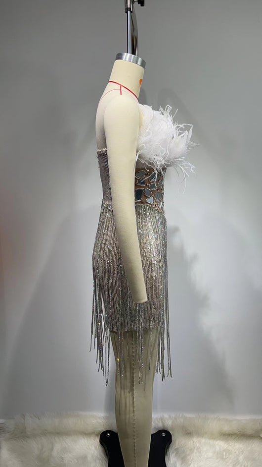 Vestido Tubo Escotado con Borlas - Diseño Elegante y Moderno - Image 11