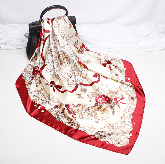Pañuelo de Seda Estampado Cuadrado - Image 20