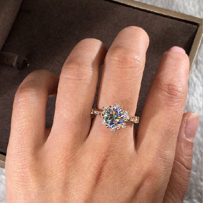 Anillo de Circonita con Seis Garras de Diamante - Image 11