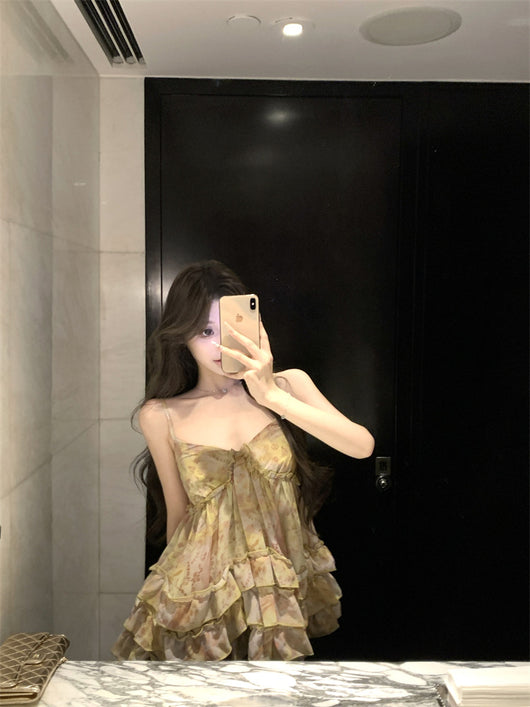 Camiseta Floral con Volantes Elegante y Sensual - Image 10