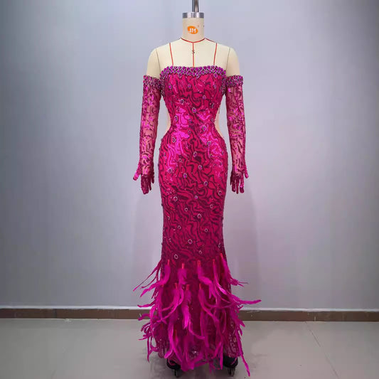 Vestido de Fiesta Sirena Ajustado con Plumas y Cola Voluminosa - Image 2