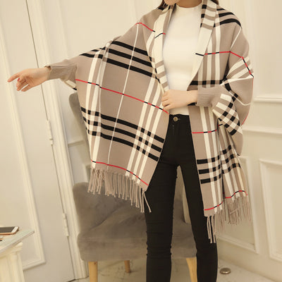 Capa Poncho Escocés con Borlas - Abrigo Elegante para Mujer - Image 15