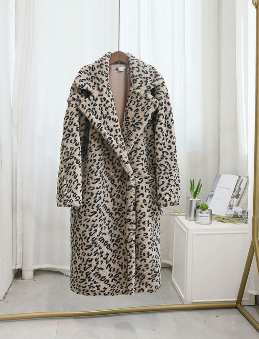 Abrigo Holgado de Lana Esquilada Premium