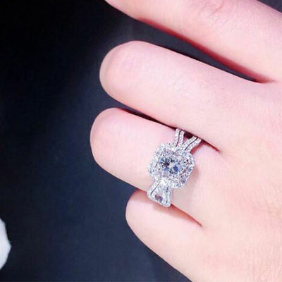Anillo de Compromiso Deslumbrante con Circonita Diamante Completo para Mujer