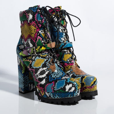 Botas Plataforma Impermeables con Estampado Serpiente y Detalles Florales - Image 11