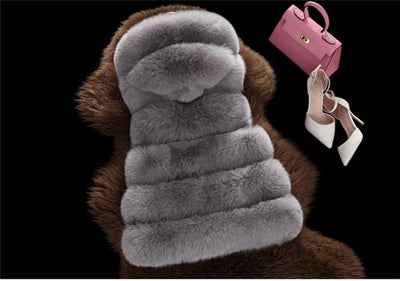 Chaleco Acolchado de Piel Sintética con Capucha para Mujer - Image 10
