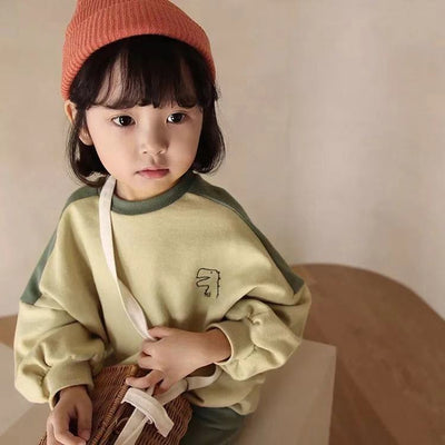 Conjunto de 2 Piezas de Sudaderas con Animales Bordados y Colores Contrastantes para Niños y Niñas - Image 5