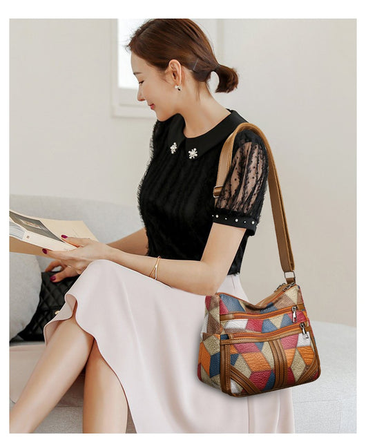 Bolso Bandolera Multicolor con Diseño de Parches Geométricos - Image 18