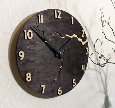 Reloj de Pared de Madera Minimalista con Diseño Agrietado - Image 9