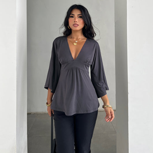 Blusa Elegante Escote en V Profundo con Mangas Trompeta para Mujer - Image 13