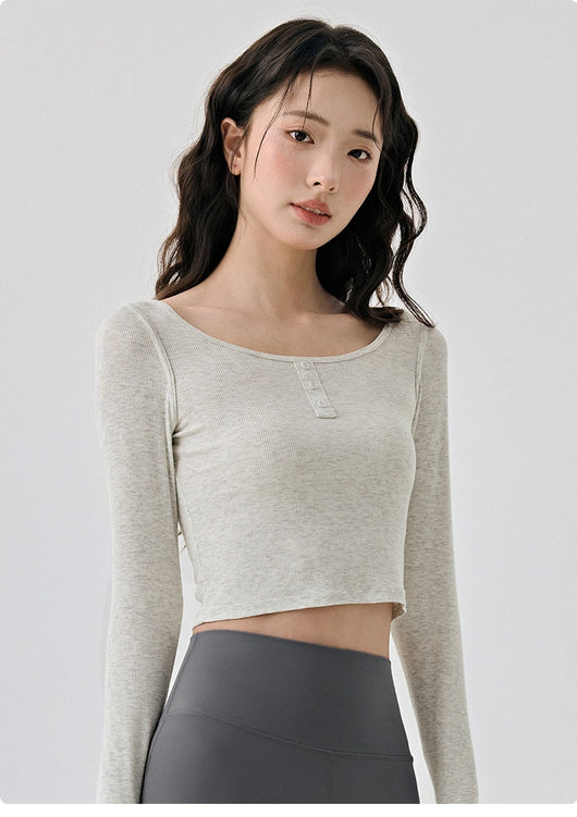 Top de Yoga Ajustado de Manga Larga - Diseño Reductivo para Fitness y Running - Image 27