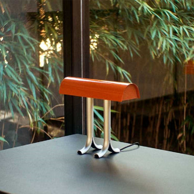 Lámpara de Mesa Artística para Dormitorio - Luz Cálida Junto a la Cama