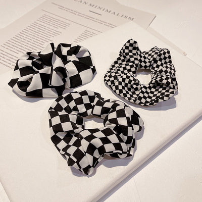 Diadema Cuadriculada Blanco y Negro - Accesorio Versátil para el Cabello - Image 14
