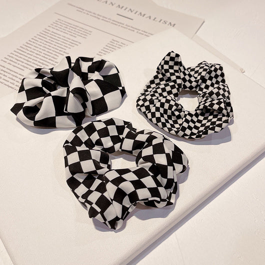 Diadema Cuadriculada Blanco y Negro - Accesorio Versátil para el Cabello - Image 14