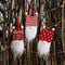 Adorno Navideño Gorro Doble Bola con Base de Madera - Decoración Festiva Elegante
