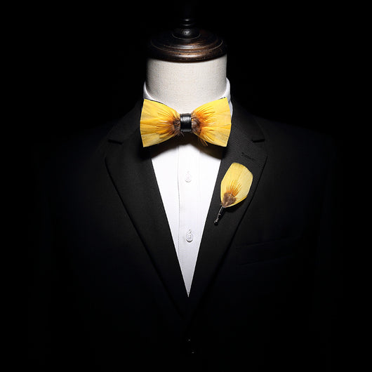 Broche Moño de Plumas para Padrino - Flor de Solapa Elegante