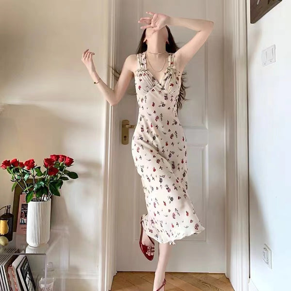 Vestido Floral Fruncido Estilo Xiangang - Diseño Puro y Elegante