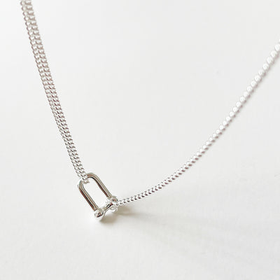 Collar de Plata Esterlina con Cierre U para Mujer - Image 8