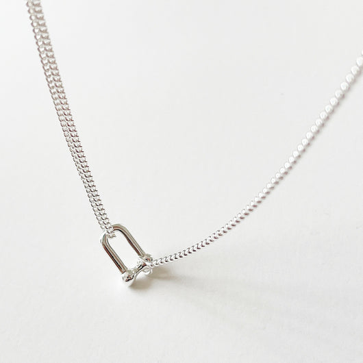 Collar de Plata Esterlina con Cierre U para Mujer - Image 8